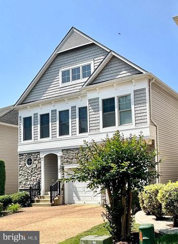 5643 TOWER HILL CIR, Alexandria, VA 22315