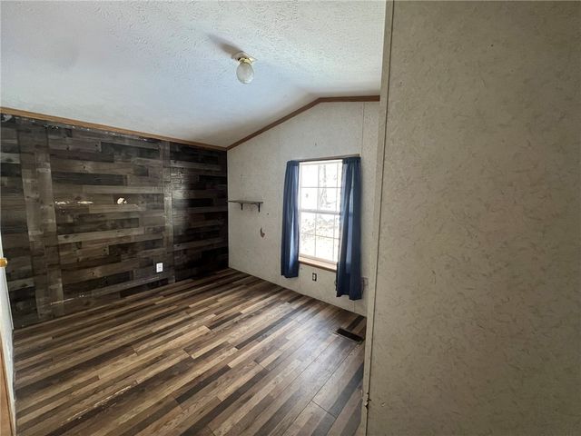 5063 South Cooper Hill Road, Humphrey, NY 14743