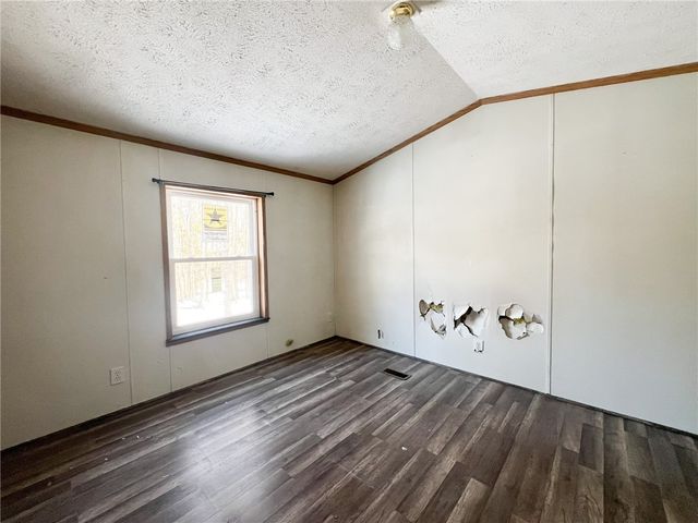 5063 South Cooper Hill Road, Humphrey, NY 14743