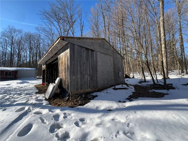 5063 South Cooper Hill Road, Humphrey, NY 14743