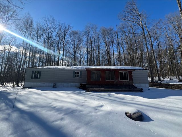 5063 South Cooper Hill Road, Humphrey, NY 14743