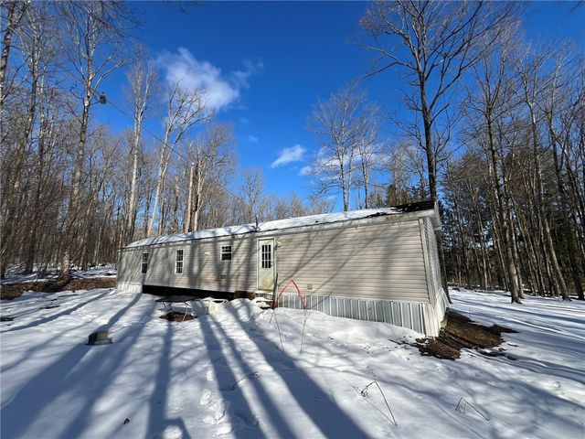 5063 South Cooper Hill Road, Humphrey, NY 14743
