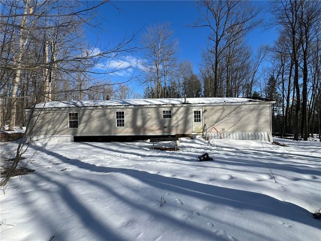 5063 South Cooper Hill Road, Humphrey, NY 14743