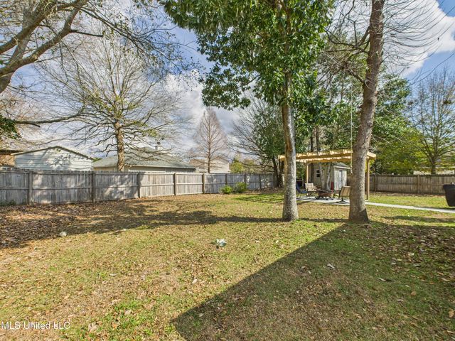 8921 Margurite Drive, Ocean Springs, MS 39564