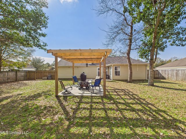 8921 Margurite Drive, Ocean Springs, MS 39564