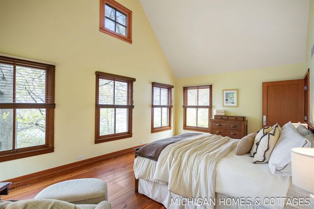1484 71st Street, Fennville, MI 49408