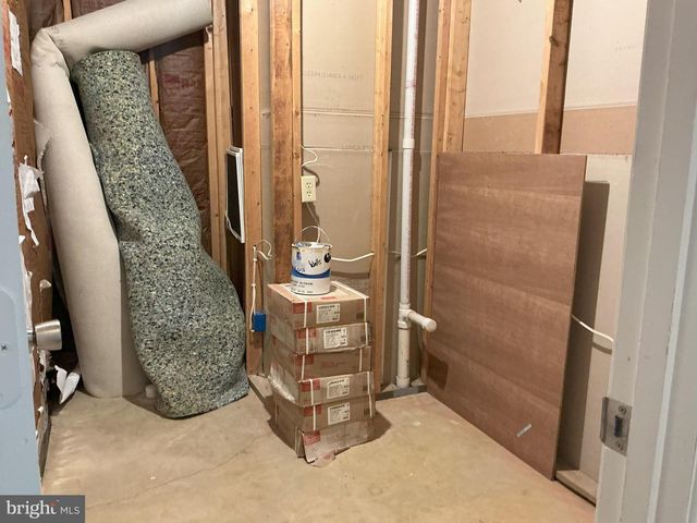 401 BEN NEUIS PL, Fredericksburg, VA 22405