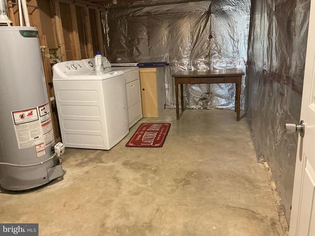 401 BEN NEUIS PL, Fredericksburg, VA 22405