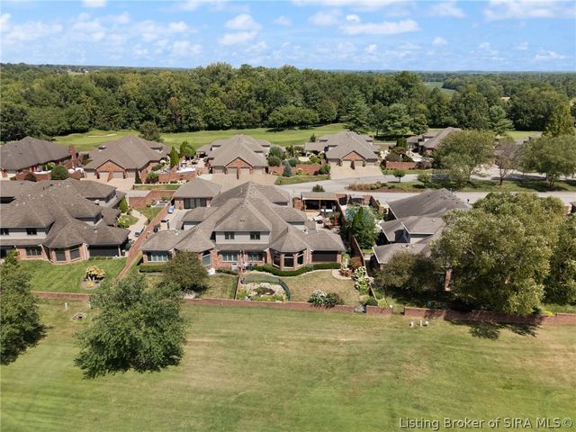 12206 Bridgeway Court, Sellersburg, IN 47172