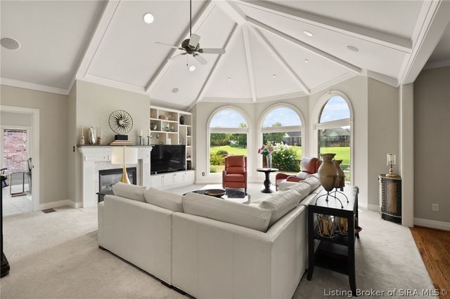 12206 Bridgeway Court, Sellersburg, IN 47172