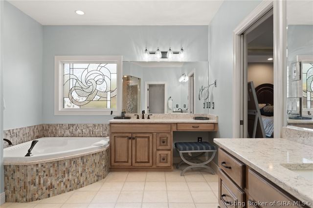 12206 Bridgeway Court, Sellersburg, IN 47172