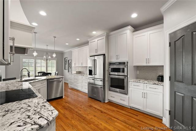 12206 Bridgeway Court, Sellersburg, IN 47172