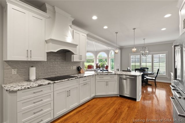 12206 Bridgeway Court, Sellersburg, IN 47172