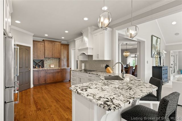 12206 Bridgeway Court, Sellersburg, IN 47172