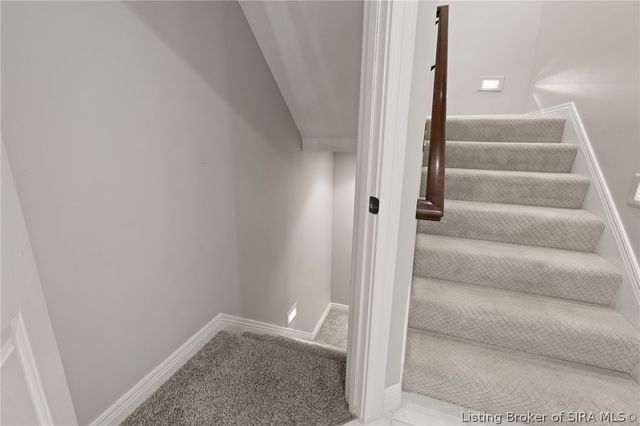 12206 Bridgeway Court, Sellersburg, IN 47172