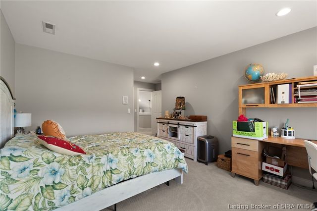 12206 Bridgeway Court, Sellersburg, IN 47172