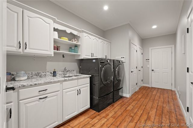 12206 Bridgeway Court, Sellersburg, IN 47172