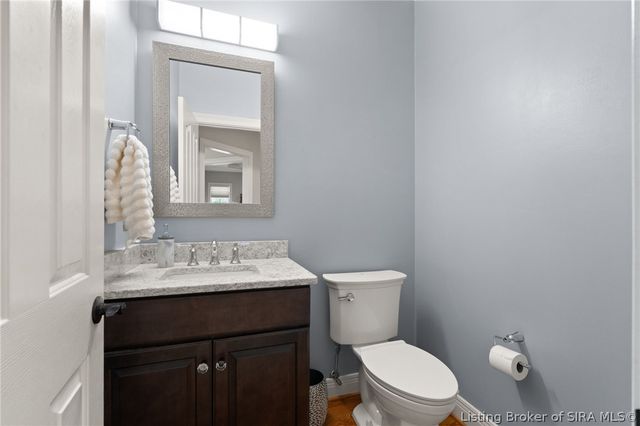 12206 Bridgeway Court, Sellersburg, IN 47172