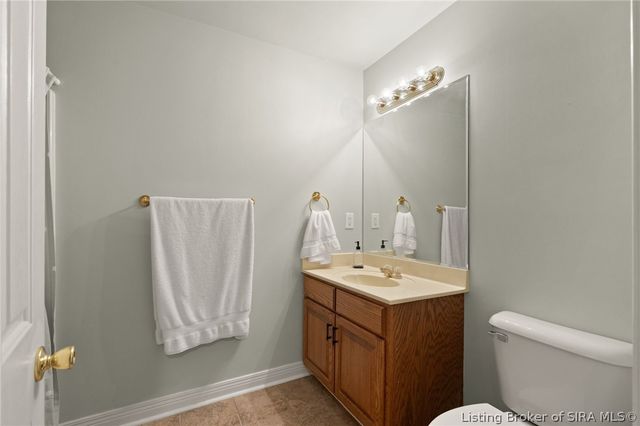 12206 Bridgeway Court, Sellersburg, IN 47172