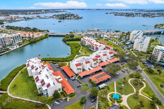 7907 SAILBOAT KEY BOULEVARD S 105, South Pasadena, FL 33707