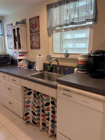 7907 SAILBOAT KEY BOULEVARD S 105, South Pasadena, FL 33707