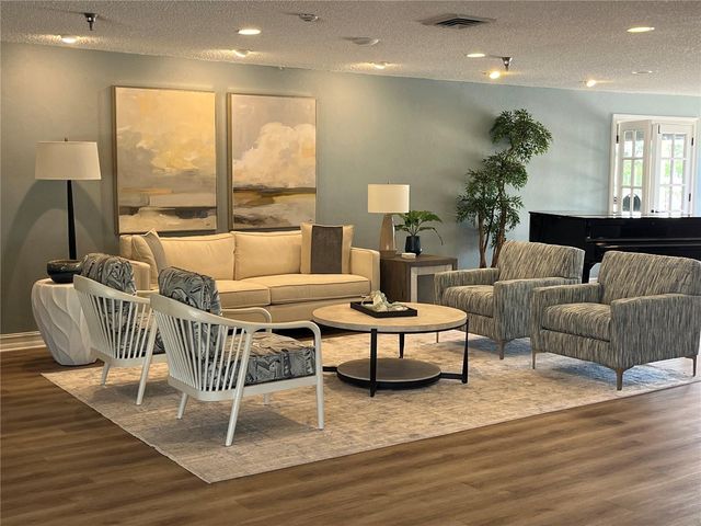 7907 SAILBOAT KEY BOULEVARD S 105, South Pasadena, FL 33707
