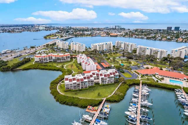 7907 SAILBOAT KEY BOULEVARD S 105, South Pasadena, FL 33707