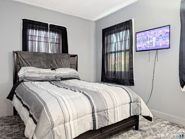 557 Wilmot Avenue 6, Bridgeport, CT 06607