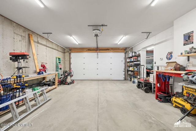 17135 Belarde Avenue, Anchorage, AK 99516