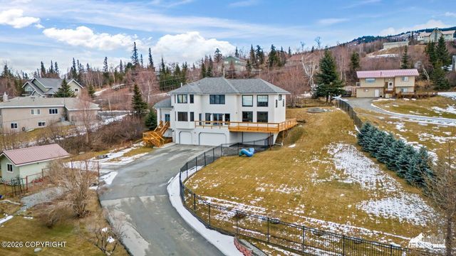 17135 Belarde Avenue, Anchorage, AK 99516