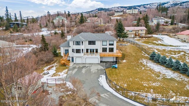 17135 Belarde Avenue, Anchorage, AK 99516