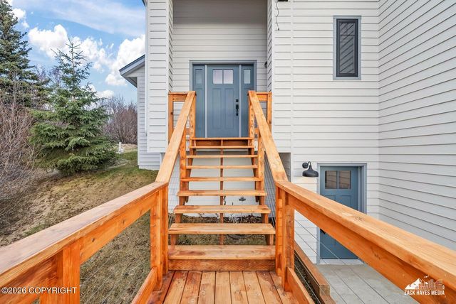 17135 Belarde Avenue, Anchorage, AK 99516