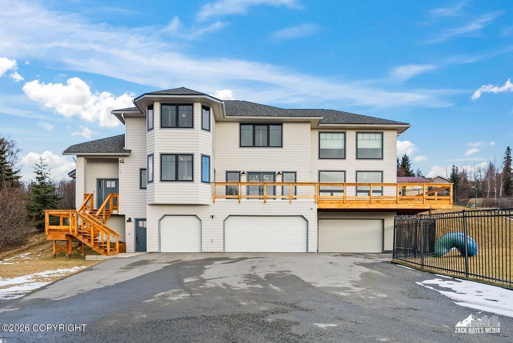 17135 Belarde Avenue, Anchorage, AK 99516