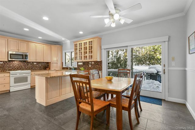 35 Seton Road, Larchmont, NY 10538