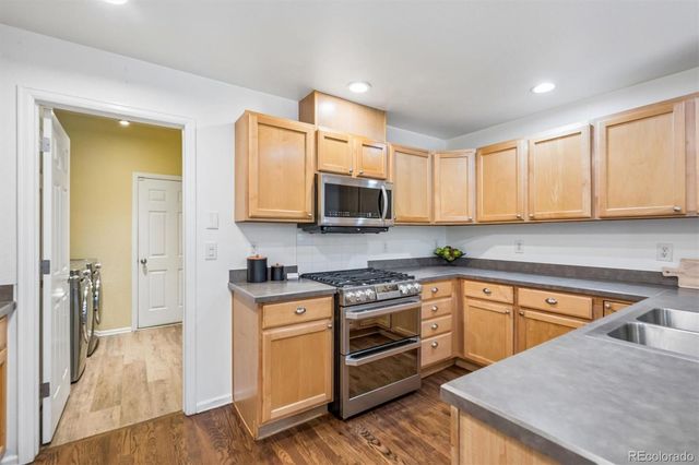 38 Spruce Street, Denver, CO 80230