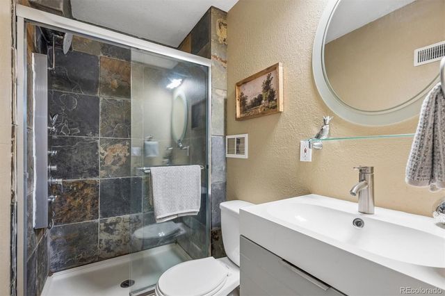 38 Spruce Street, Denver, CO 80230