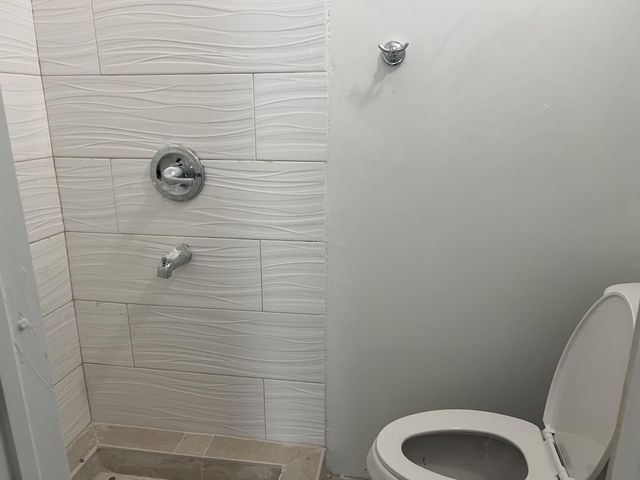 1125 NW 144TH Street 1, Miami, FL 33168