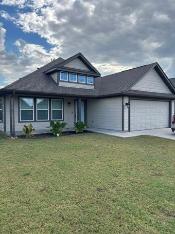 305 Sunnyside Drive, Trenton, TX 75490