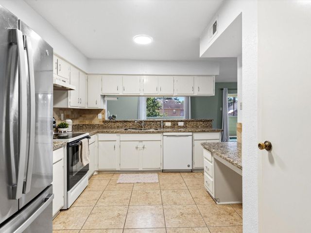 14515 Wunderlich Drive 308, Houston, TX 77069