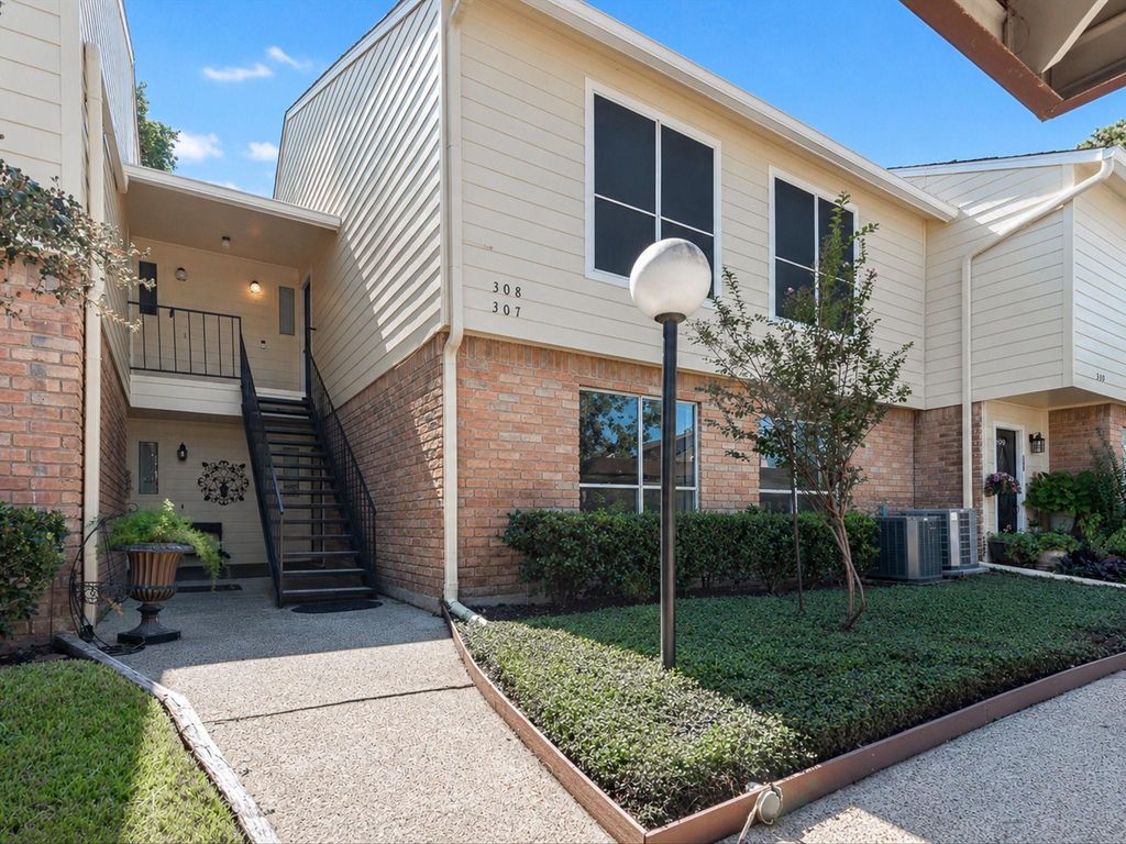 14515 Wunderlich Drive 308, Houston, TX 77069