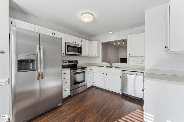 134 Sanair Court, Apex, NC 27502