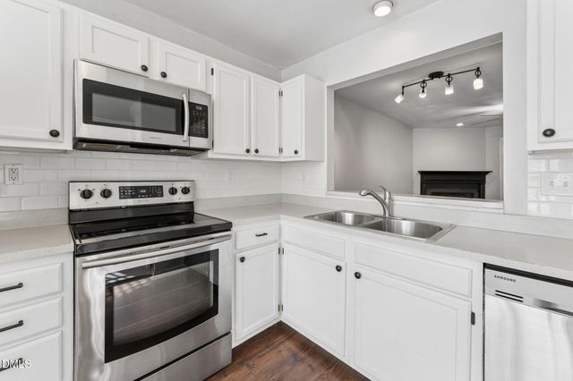 134 Sanair Court, Apex, NC 27502