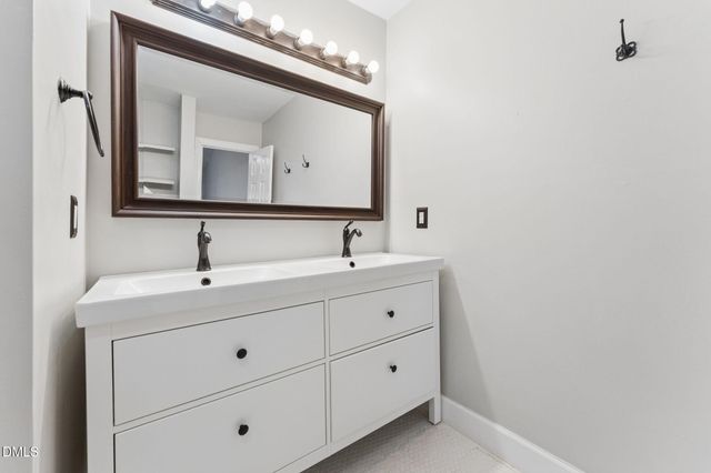 134 Sanair Court, Apex, NC 27502