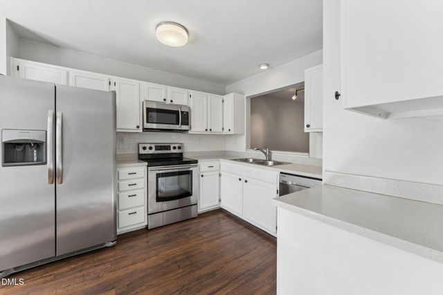 134 Sanair Court, Apex, NC 27502