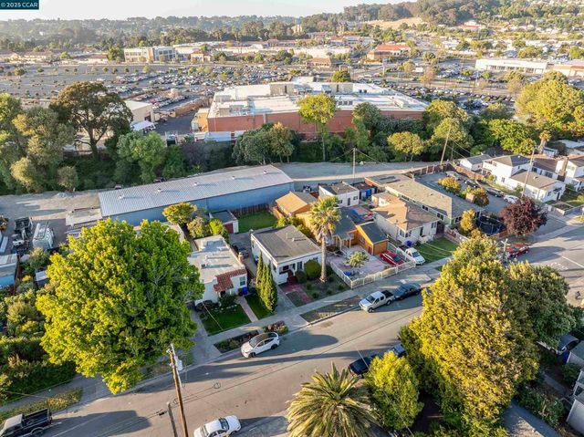 3307 Tulare Ave, Richmond, CA 94804