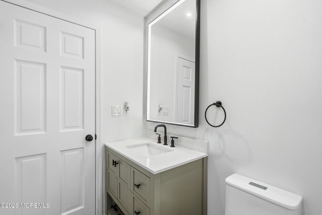 704 Dow Avenue, Oakhurst, NJ 07755