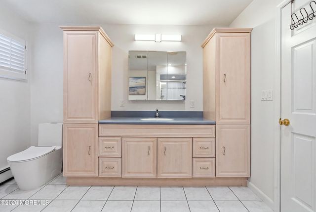 704 Dow Avenue, Oakhurst, NJ 07755