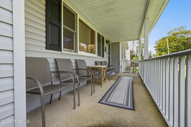 704 Dow Avenue, Oakhurst, NJ 07755