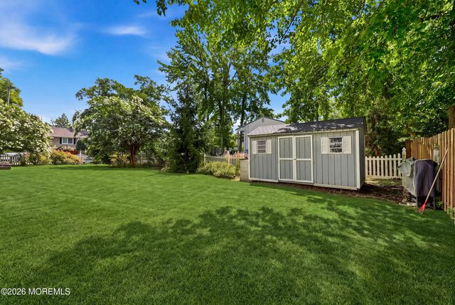 704 Dow Avenue, Oakhurst, NJ 07755