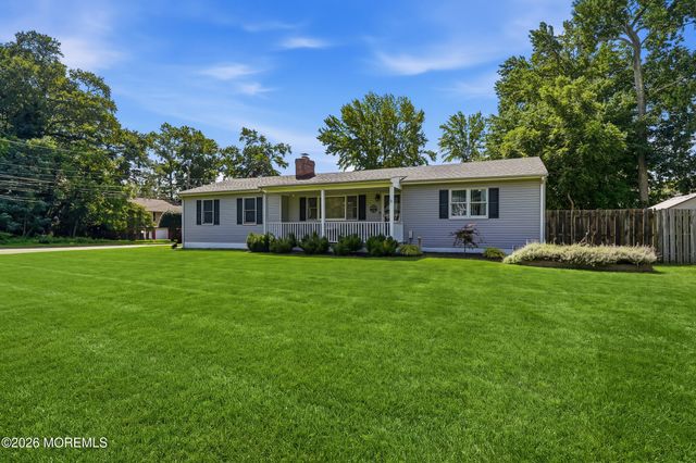 704 Dow Avenue, Oakhurst, NJ 07755